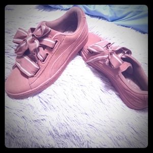 Pink puma shoes